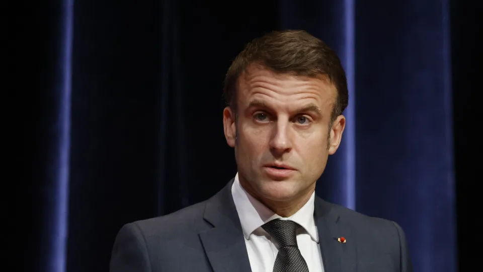 Presidente francês afirma que a Europa é "mortal" e que "pode morrer"