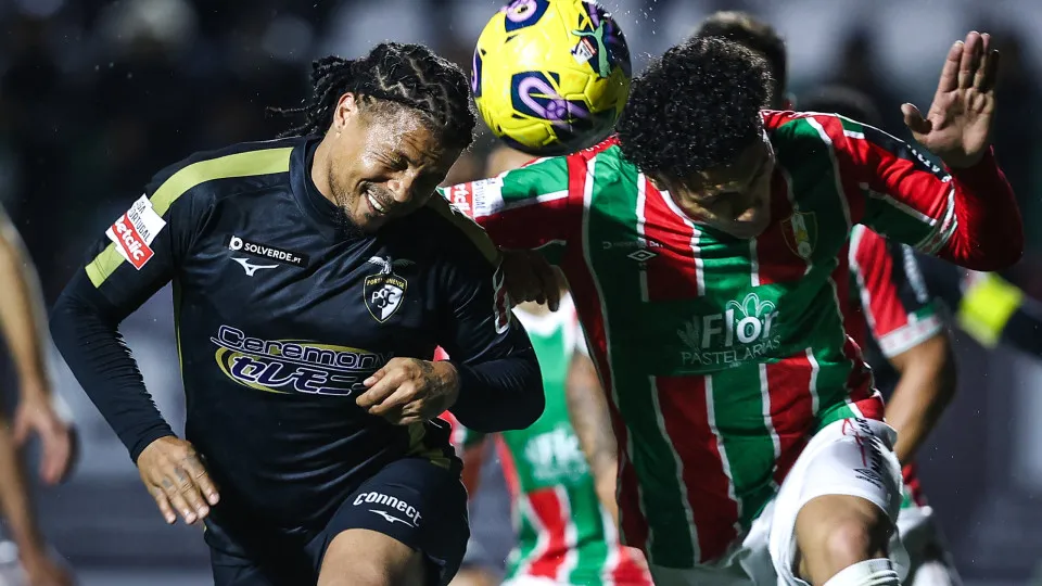 Portimonense viveu noite de pesadelo e viu 'Estrelas' na Reboleira