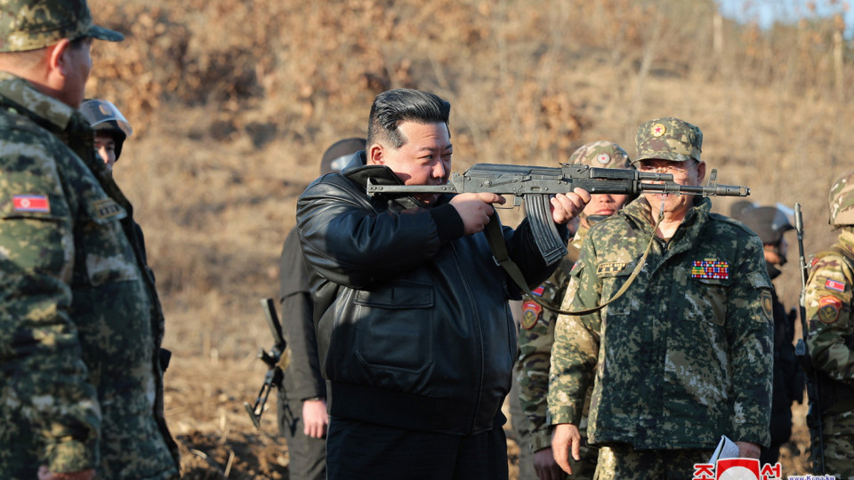 Coreia do Norte quer mais exercícios militares face a manobras aliadas