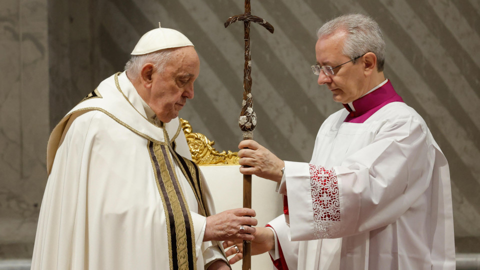 Vaticano confirma Papa na Vigília Pascal após não participar na Via-Sacra
