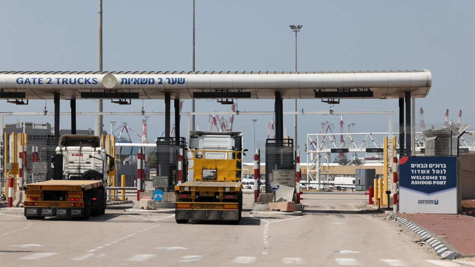 Exército israelita anuncia entrada de ajuda em Gaza pelo porto de Ashdod