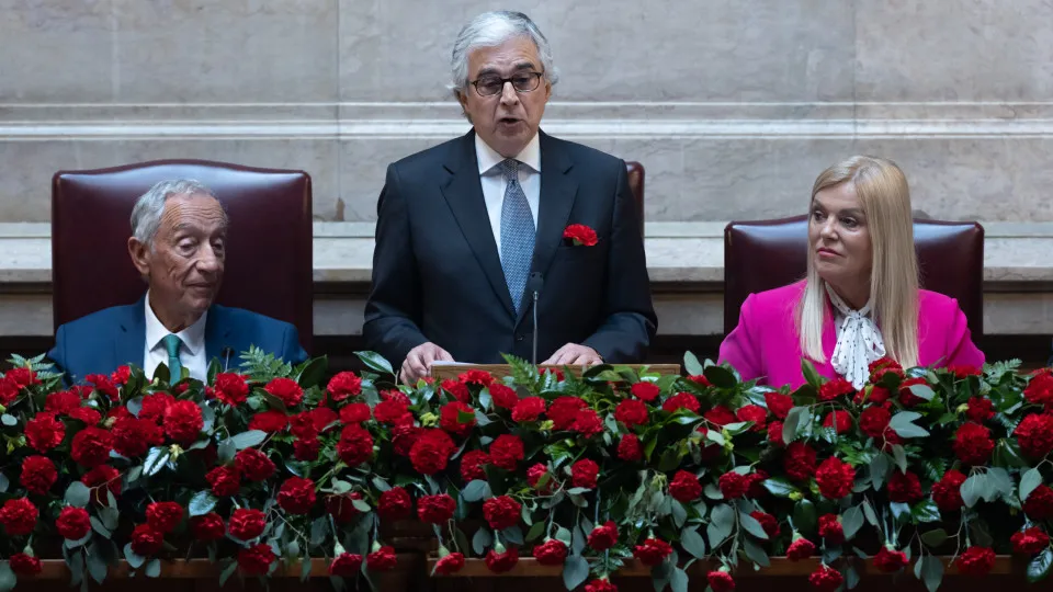 Aguiar-Branco lembra últimas vítimas mortais da PIDE do anterior regime