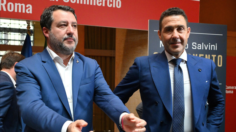 Armas? Salvini pede que Stoltenberg renuncie se não "se retratar" 