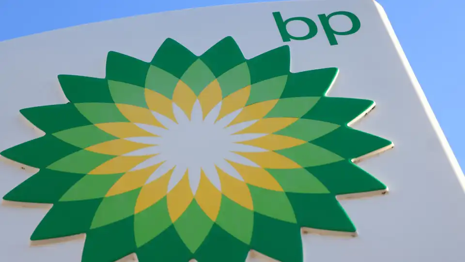 Lucro da petrolífera BP cai 84% para 2.162 milhões até setembro