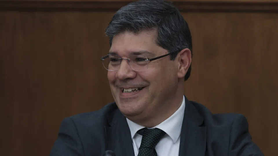 Parlamento: Brilhante Dias, na Comissão de Trabalho, Segurança Social e Inclusão