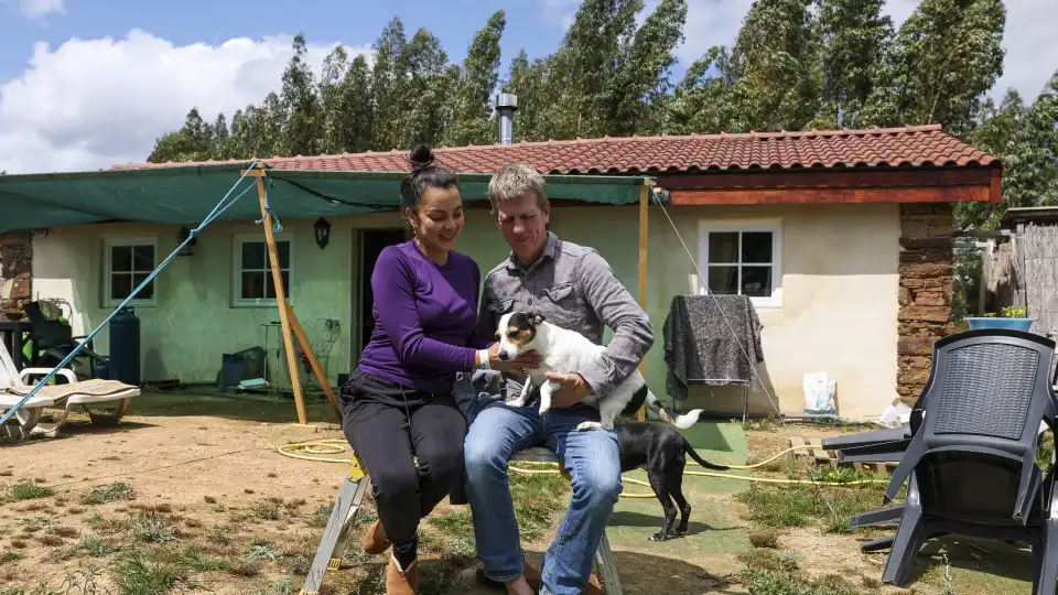 Uma rua internacional no meio de nenhures em Pedrógão Grande