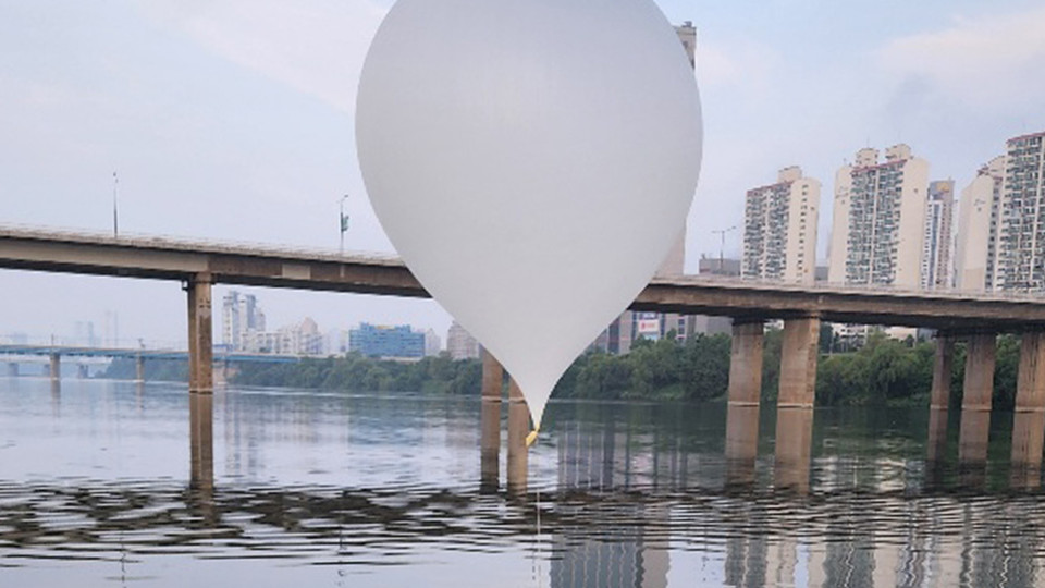 Coreia do Norte retomou lançamento de balões com lixo sobre Coreia do Sul