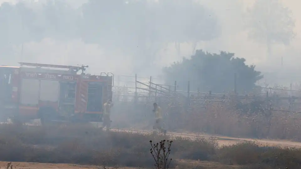 Israel ataca posições do Hezbollah no sul do Líbano