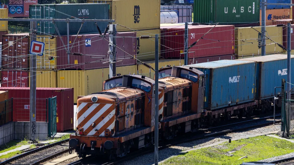 Trabalhadores da Medway em greve na 6.º feira pela reabertura da negociação salarial