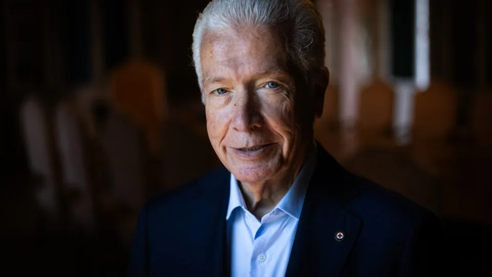 Entrevista ao presidente da Cruz Vermelha Portuguesa, António Saraiva