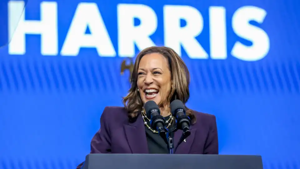 Campanha de Kamala Harris já arrecadou 200 milhões de dólares