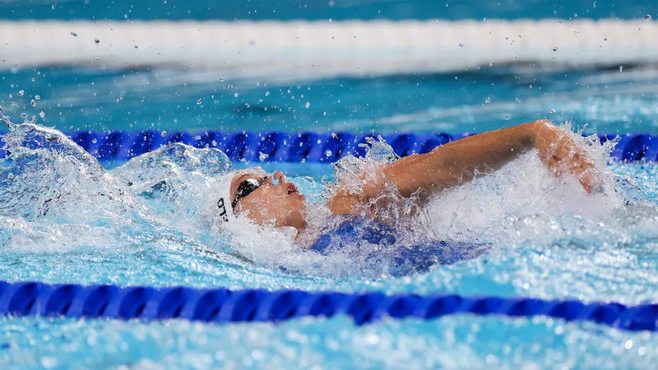 Camila Rebelo conquista prata nos 200 metros costas e estabelece novo recorde nacional