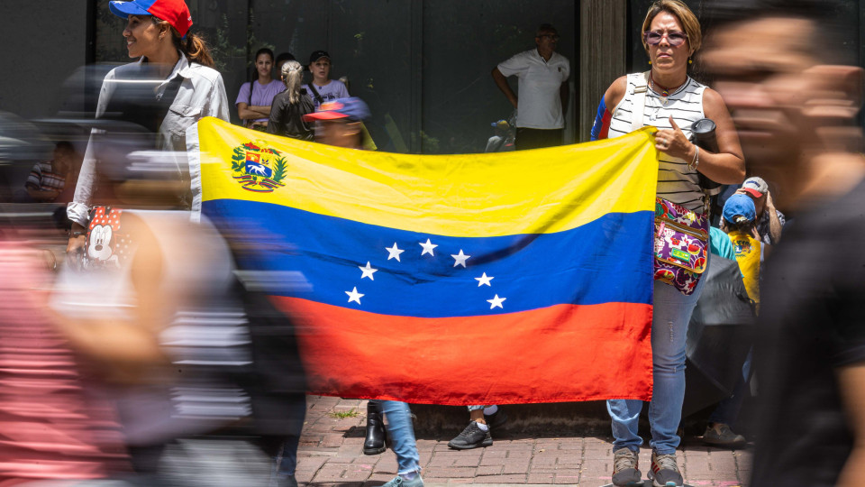 Supremo Tribunal da Venezuela revê resultados de eleições presidenciais