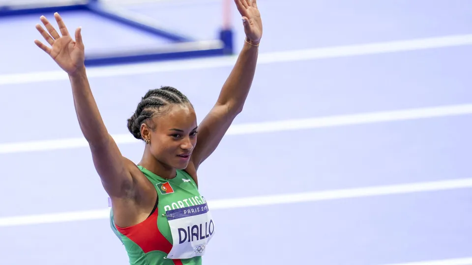 Paris2024: Atletismo Fatoumata Diallo