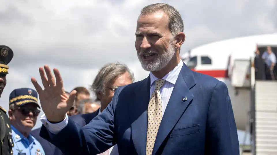 México exclui Felipe VI de tomada de posse por falta de desculpas