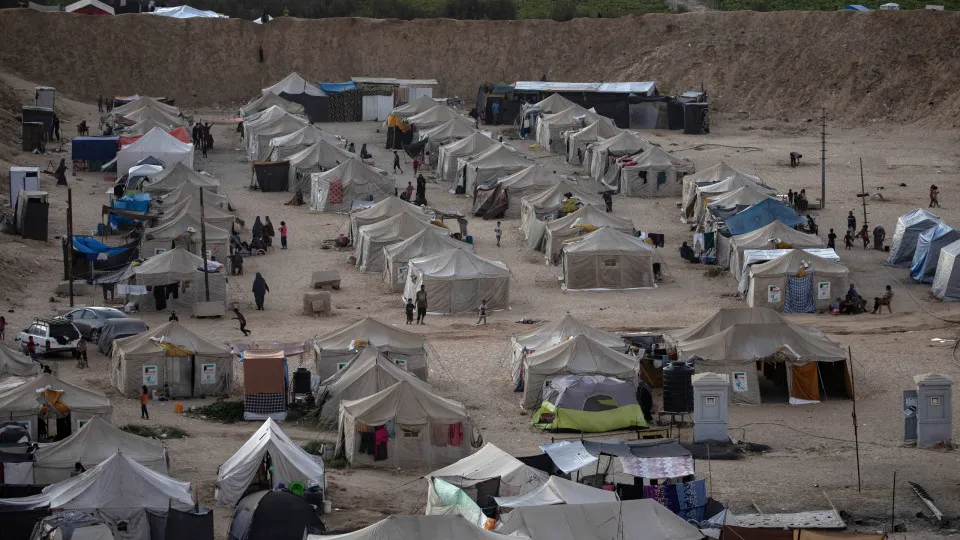 Maioria dos campos de refugiados vai ter dobro de dias de calor até 2050