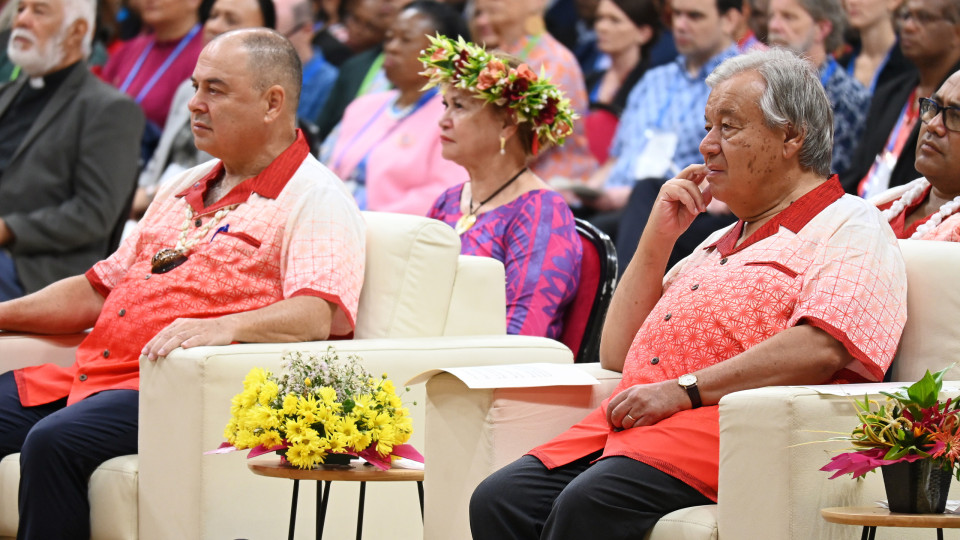 Guterres apela a "salvar Pacífico" para "salvar mundo" da crise climática