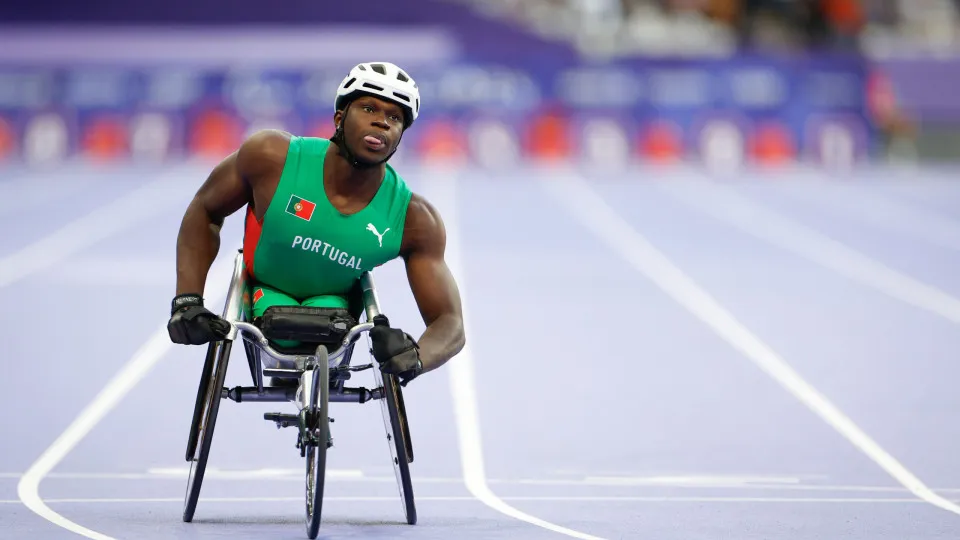 Mamudo Baldé de bronze nos Mundiais de atletismo paralímpico