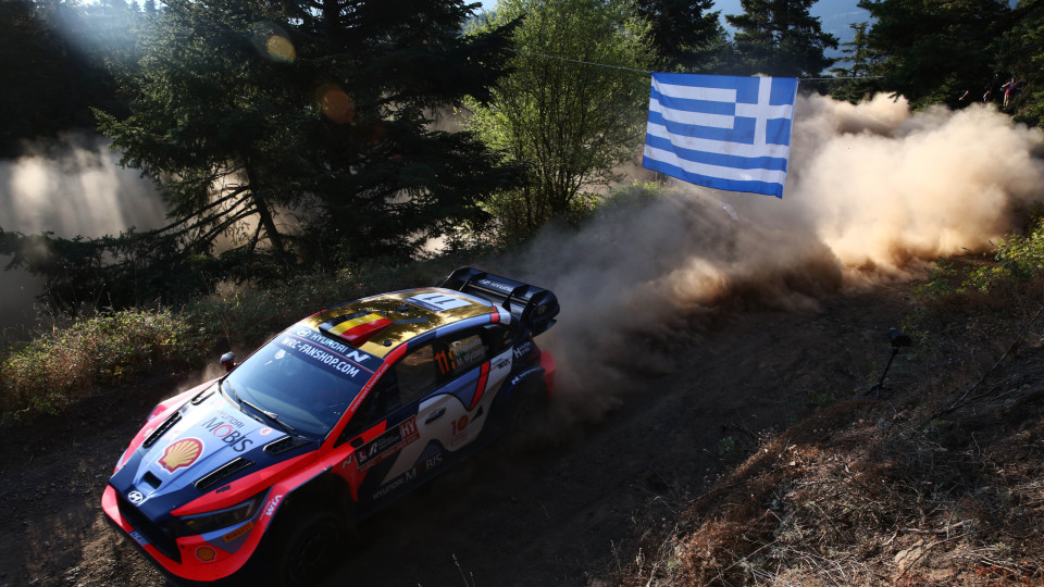 Thierry Neuville termina segundo dia do Rali da Acrópole na frente