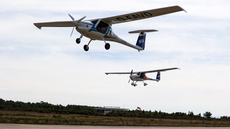 Primeiro avião 100% elétrico certificado usado em instrução em Viseu