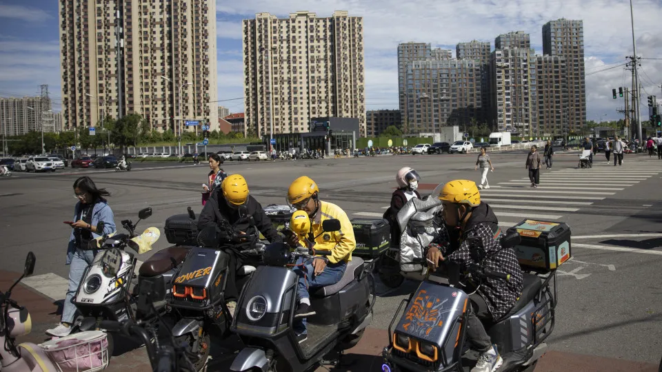 Urban unemployment rate in China at 5.3 percent in August 2024