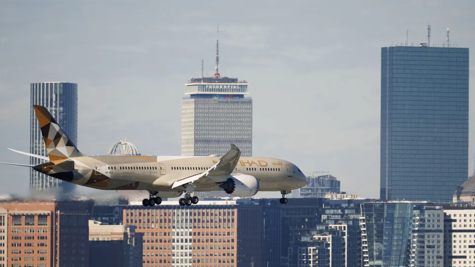 Trabalhadores da Boeing em Seattle vão votar acordo para acabar com greve