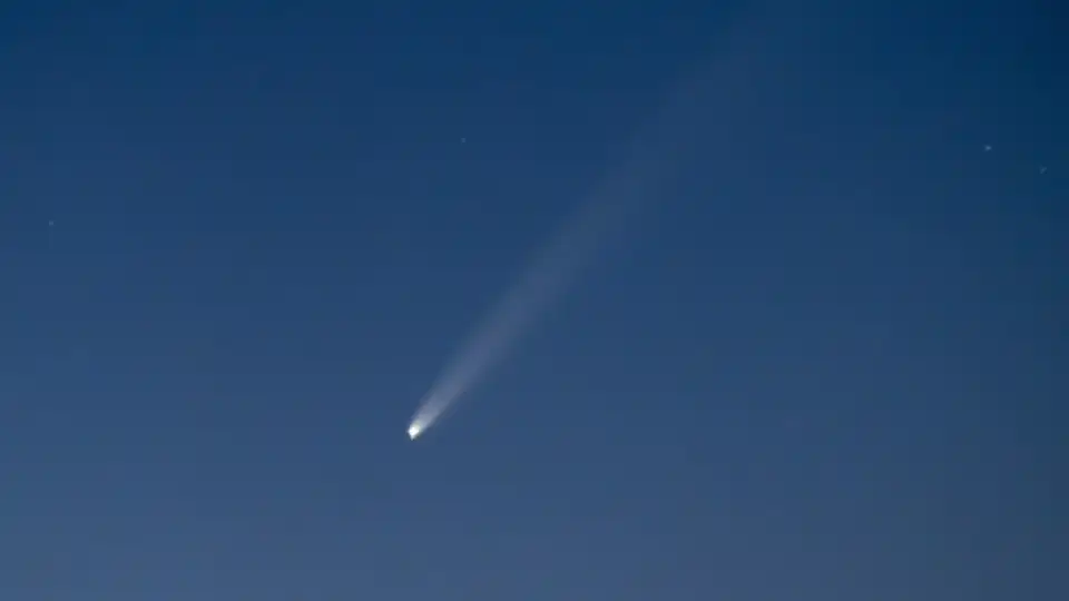 Cometa vai poder ser visto a olho nu em Portugal no domingo