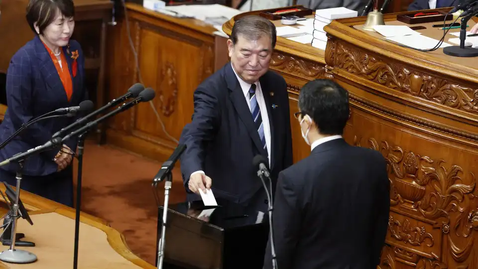 Shigeru Ishiba nomeado novo primeiro-ministro do Japão