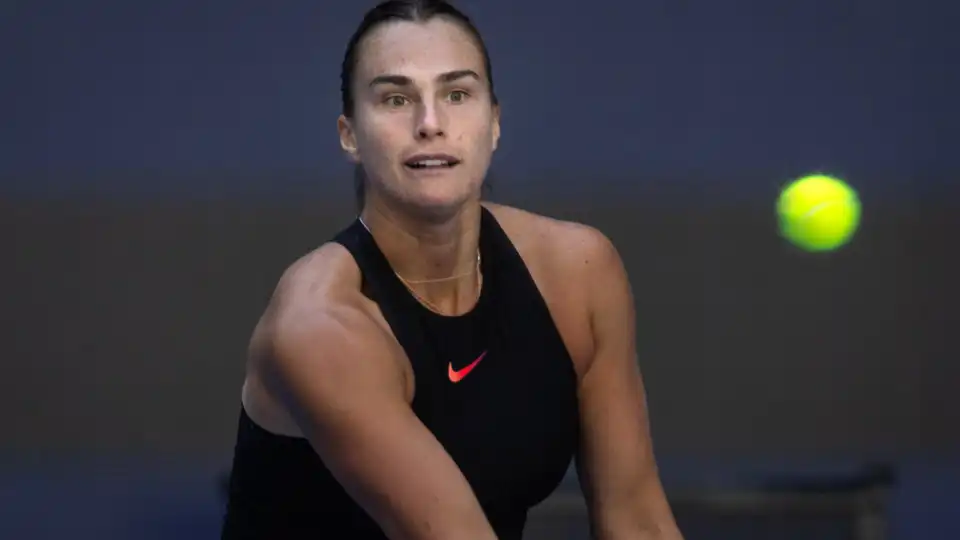 Tenista Aryna Sabalenka vence torneio de Wuhan pela terceira vez seguida