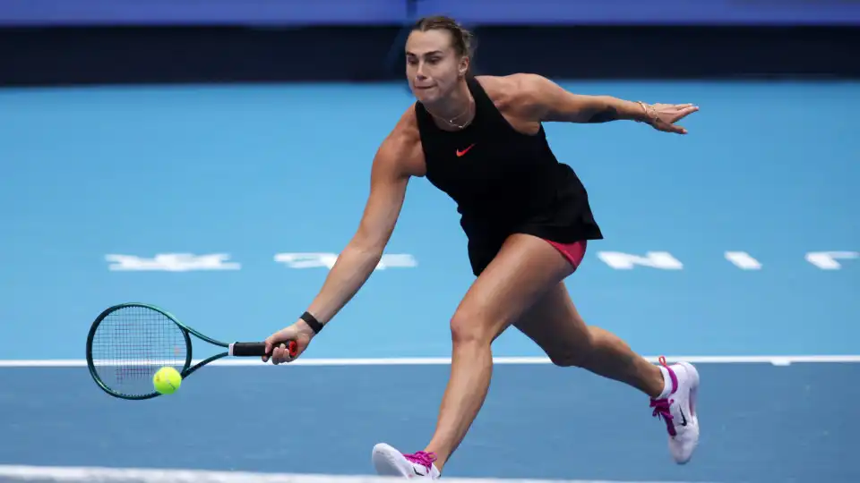 Aryna Sabalenka destrona Iga Swiatek da liderança do ranking feminino