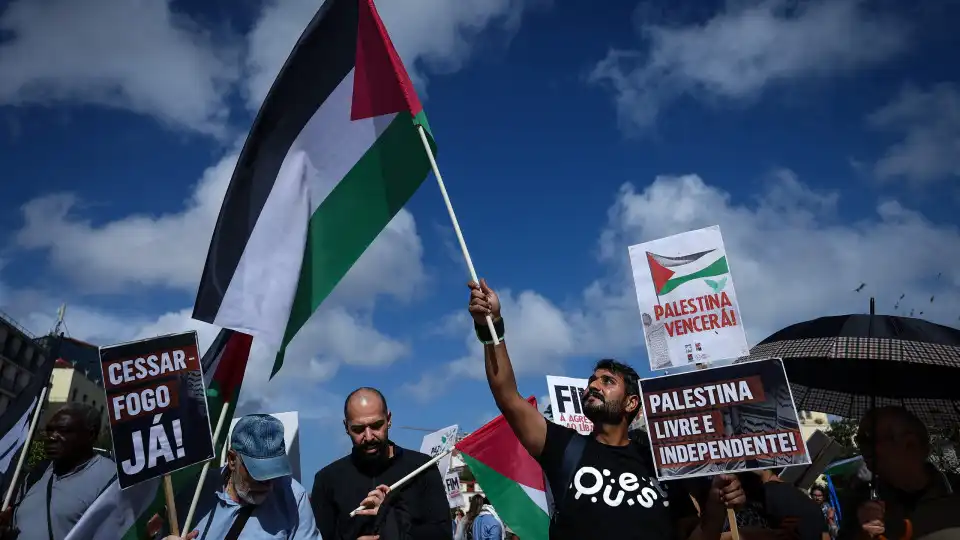 Milhares manifestam-se em Lisboa para exigir paz no Médio Oriente