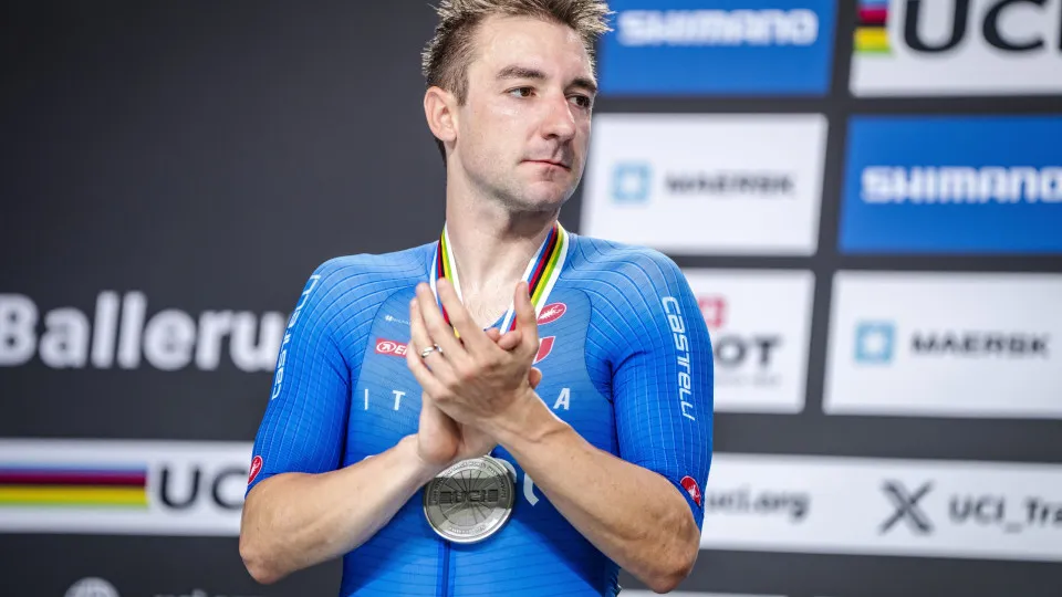 Elia Viviani coloca um ponto final na carreira no ciclismo