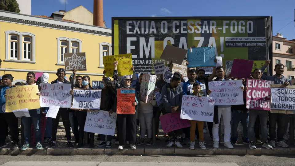 Imigrantes agendam manifestação para 17 de setembro em frente à AR