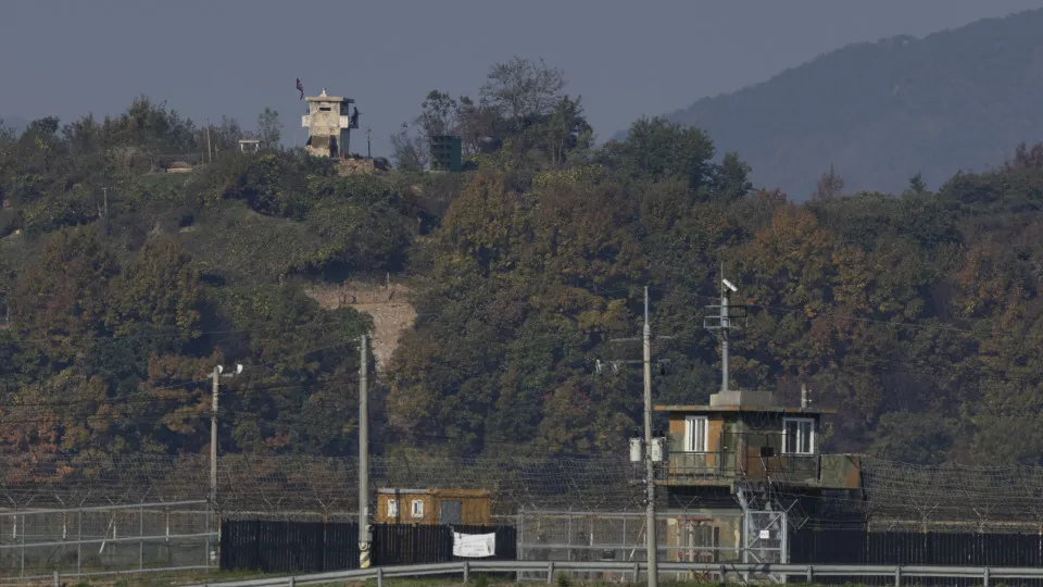 Coreia do Norte confirma lançamento de míssil balístico intercontinental