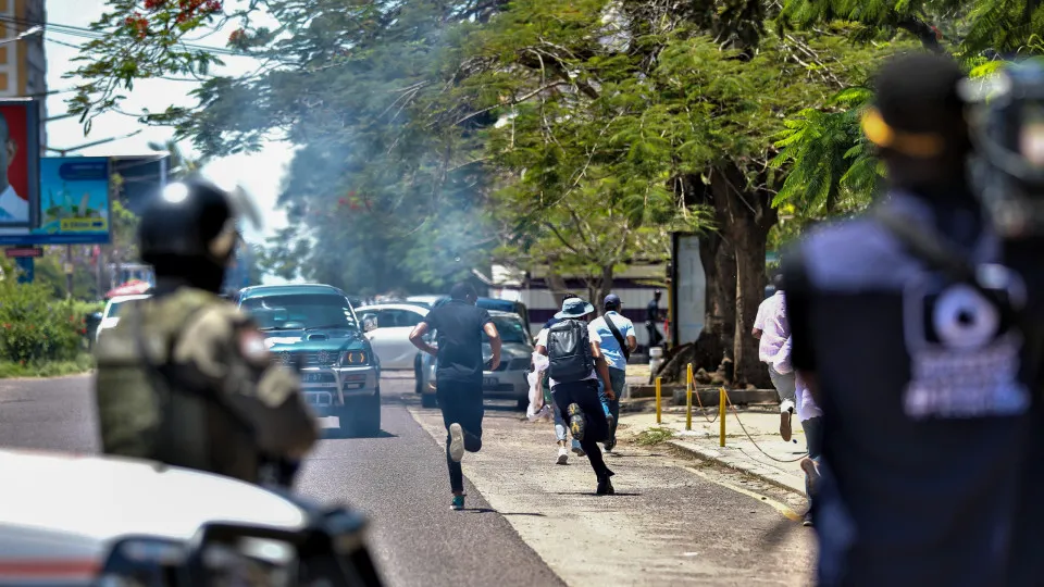 Pelo menos 25 mortos em cinco dias de manifestações em Moçambique