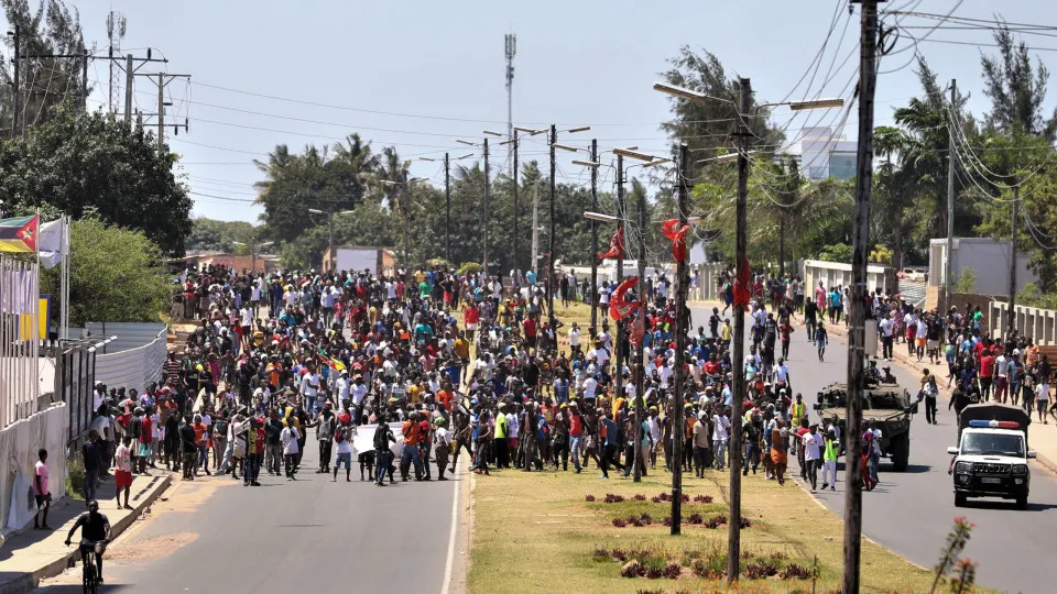 Advogados libertaram 2.700 pessoas detidas em manifestações em Moçambique