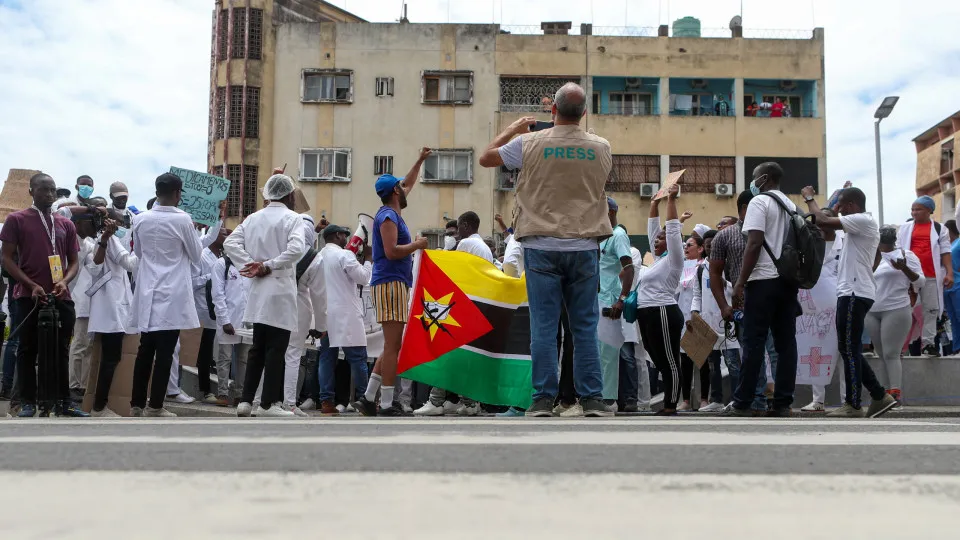 EUA, Reino Unido, Canadá, Noruega e Suíça apelam à contenção em Moçambique