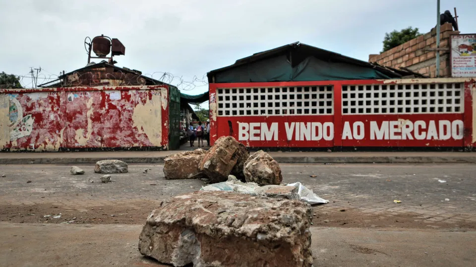 Maputo acordou com pouco movimento, mas rapidamente voltou à normalidade