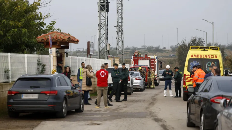 Dez mortos em incêndio em lar de idosos em Saragoça