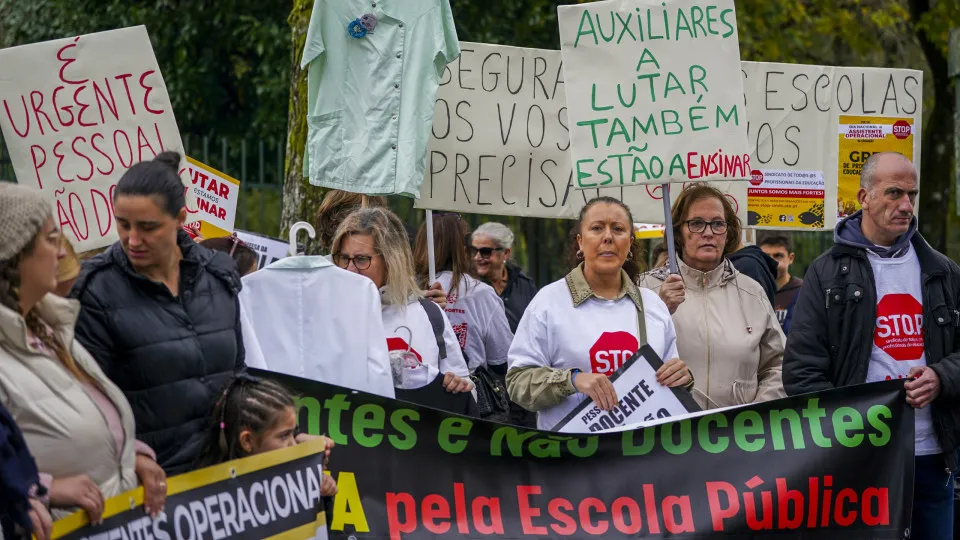 Greve. Sem números concretos, Stop relata "muitas escolas" fechadas