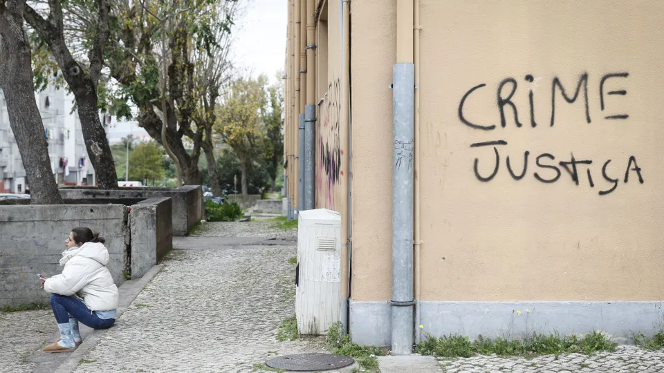 Comunidade do Bairro do Zambujal "encostada à parede"