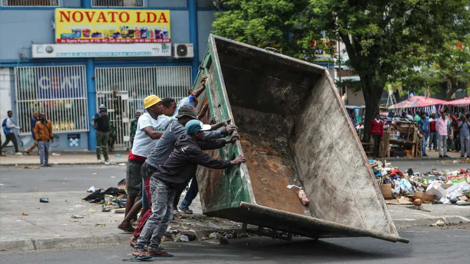 Violência pós-eleitoral em Moçambique provocou 50 mil desempregados