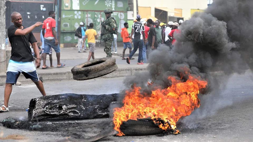 Moçambique está em paz e retomou confiança no Governo 1 ano após eleições