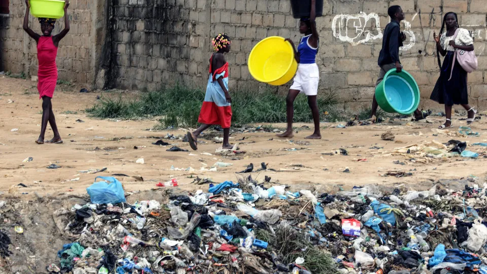 Angola ultrapassou 700 casos de cólera em duas semanas