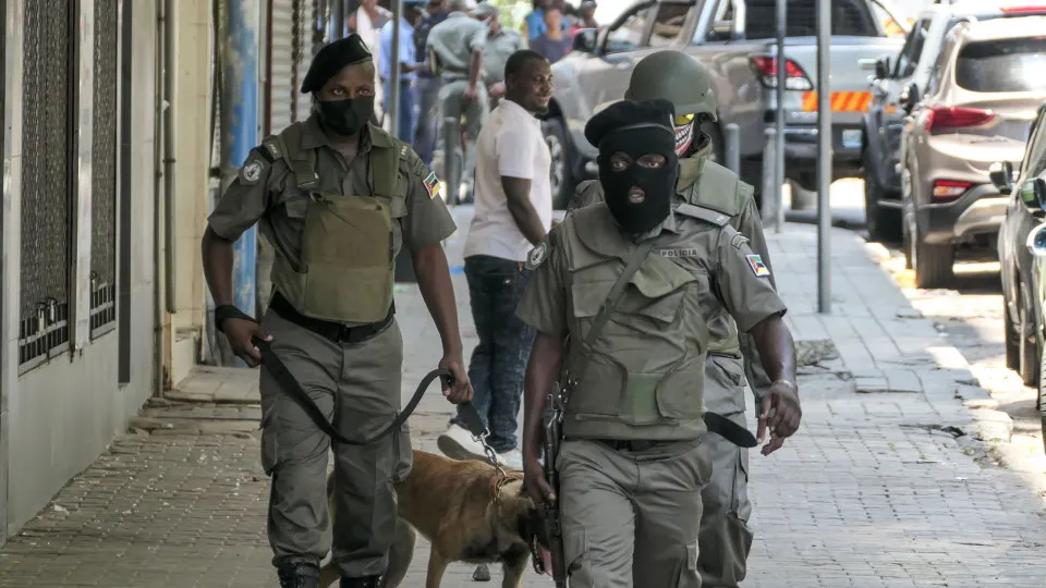 Mozambique inaugurates President Daniel Chapo in Maputo amidst protests