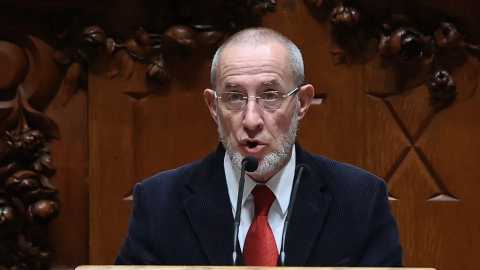 Parlamento: Sessão plenária