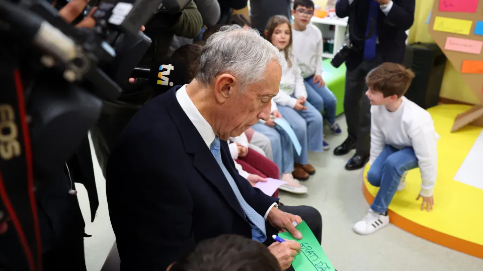 Marcelo chega hoje a Praga para visita oficial à República Checa