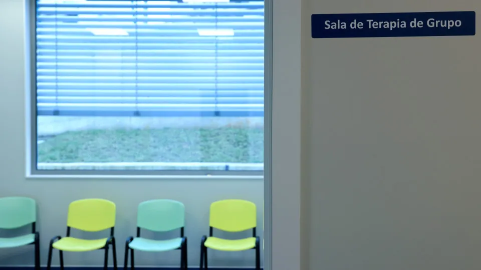 OMS: Mais de mil milhões de pessoas vivem com perturbações mentais