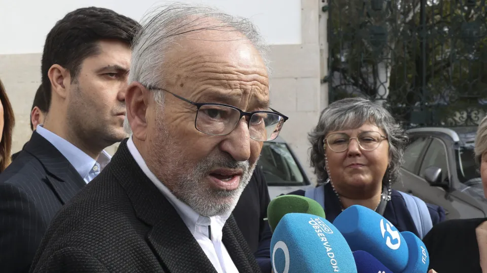 Anafre defende manutenção das celebrações do 25 de Abril após pedidos de esclarecimentos