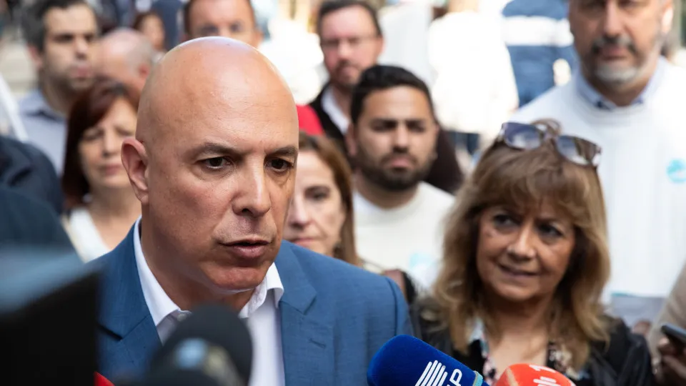 Líder do PS/Madeira anuncia a demissão